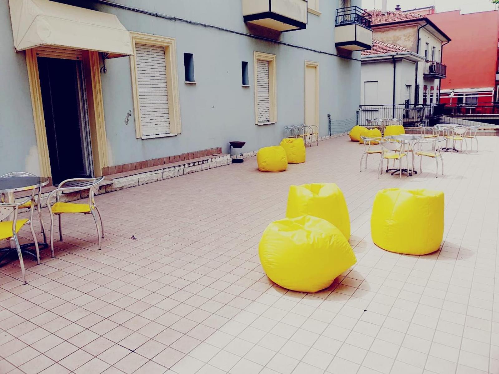 Hotel Ideale Young People Under 40 Rimini Exterior photo